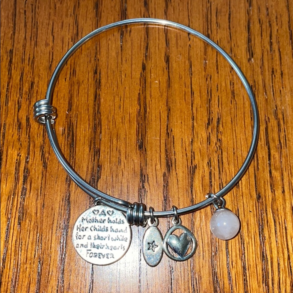 Unwritten bracelet